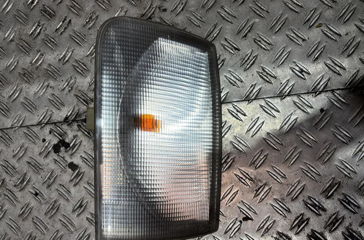 Répétiteur aile droite VOLKSWAGEN LT 2 occasion