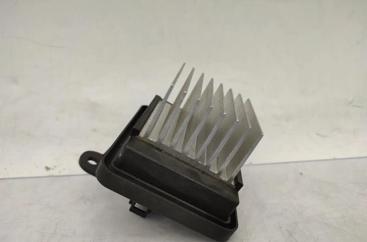 Resistance de chauffage PEUGEOT 208 2 occasion