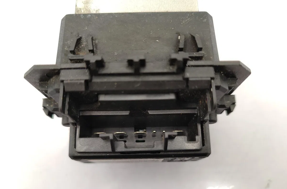 Resistance de chauffage PEUGEOT 308 1 SW PHASE 1 BREAK occasion