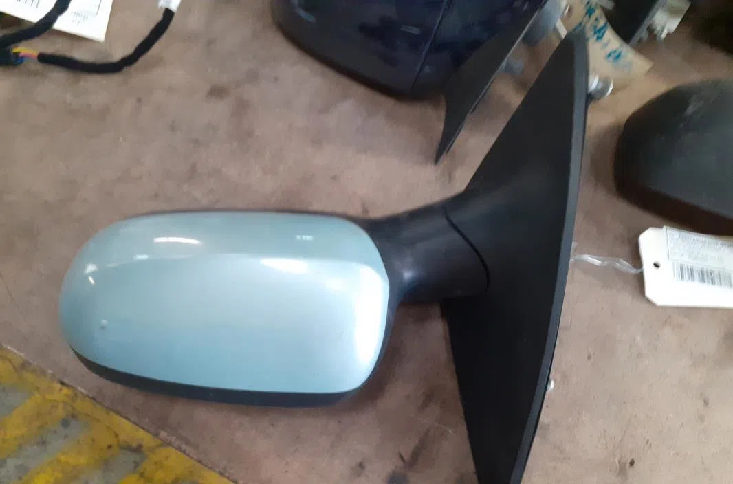 Retroviseur exterieur gauche OPEL CORSA C PHASE 1 occasion