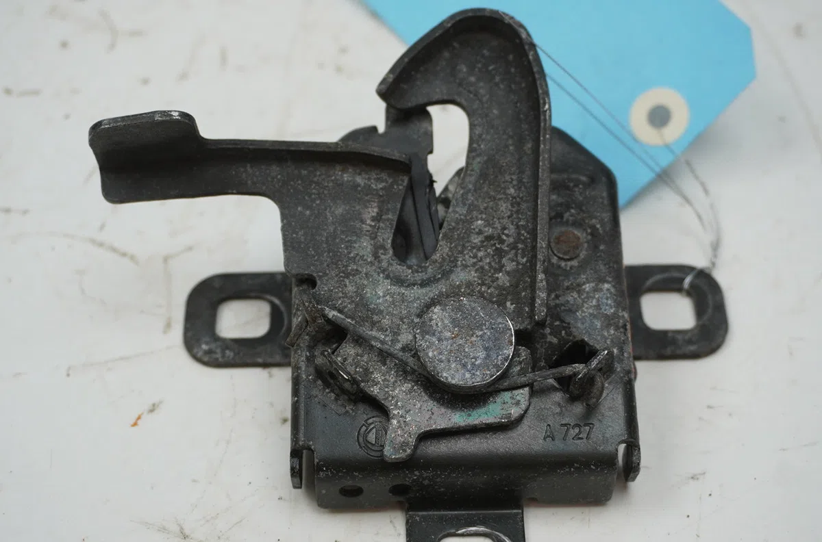Serrure capot Citroen JUMPER Camionnette (244) 2.8 hdi (2002-2006) occasion
