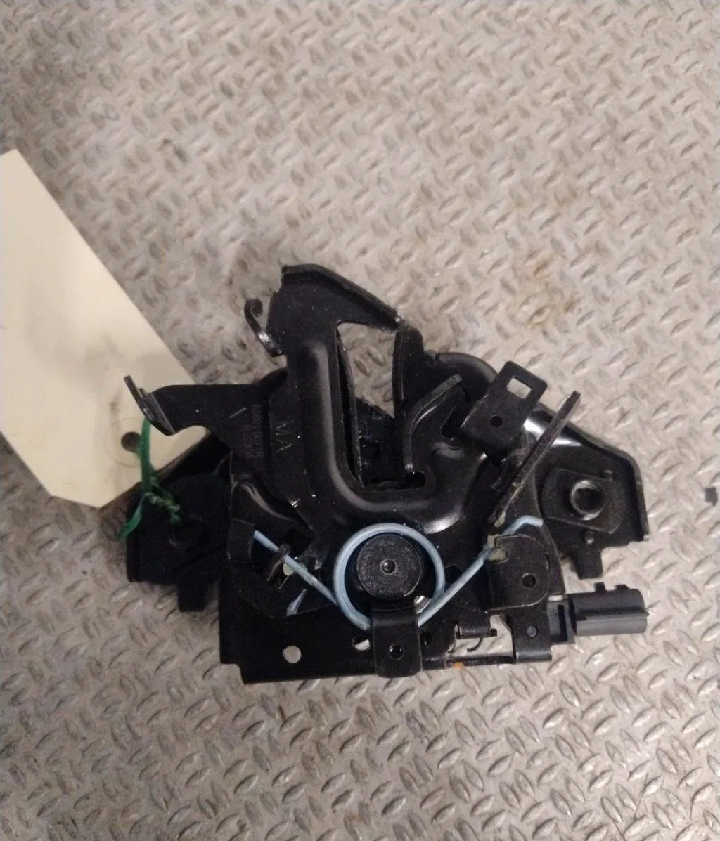 Serrure capot RENAULT SCENIC 5  SCENIC 5 occasion