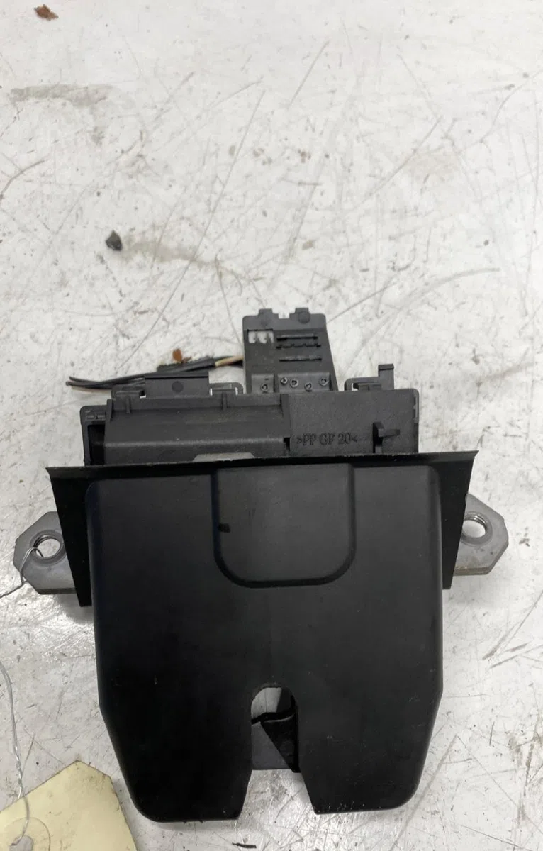 Serrure hayon Ford FOCUS II (DA_, HCP, DP) 1.8 tdci (2005-2012) occasion