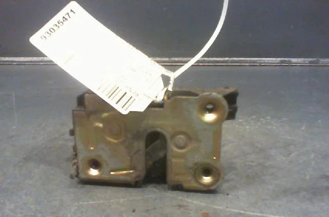 Serrure porte ard RENAULT CLIO I Phase 1 06-1990--03-1994 occasion