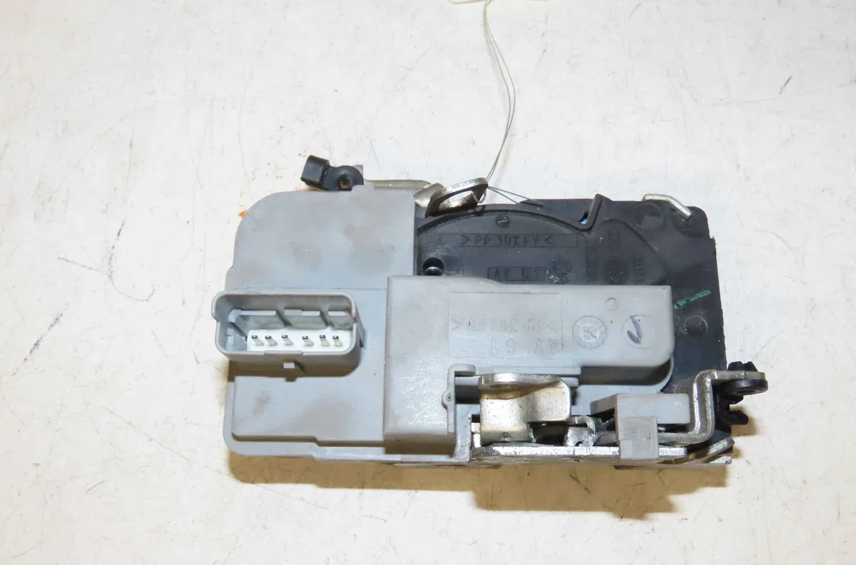Serrure porte arg PEUGEOT 206 occasion