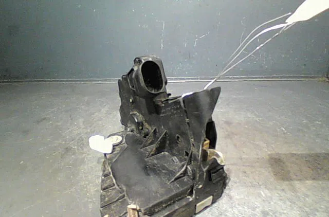 Serrure porte avd Bmw 3 (E46) 318 d (2001-2003) 4 portes occasion