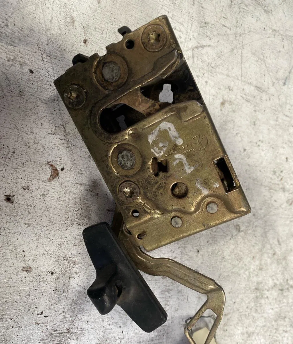 Serrure porte avd Citroen AX (ZA-_) 11 (1986-1994) occasion