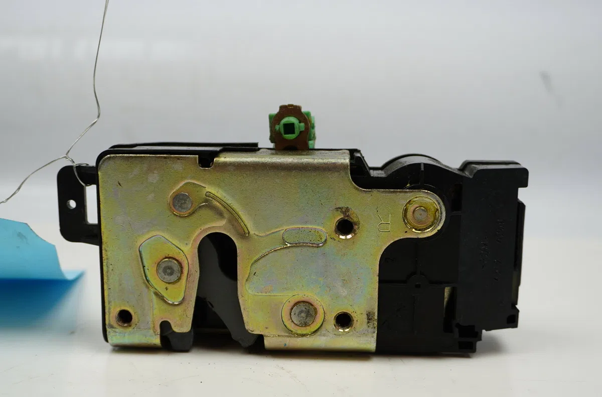 Serrure porte avd Jaguar S-TYPE II (X200) 2.7 d (2004-2007) occasion