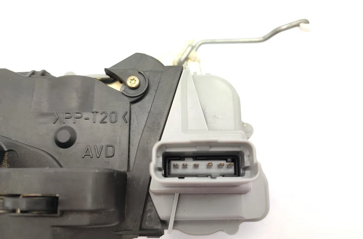 Serrure porte avd PEUGEOT 307 PHASE 1 occasion