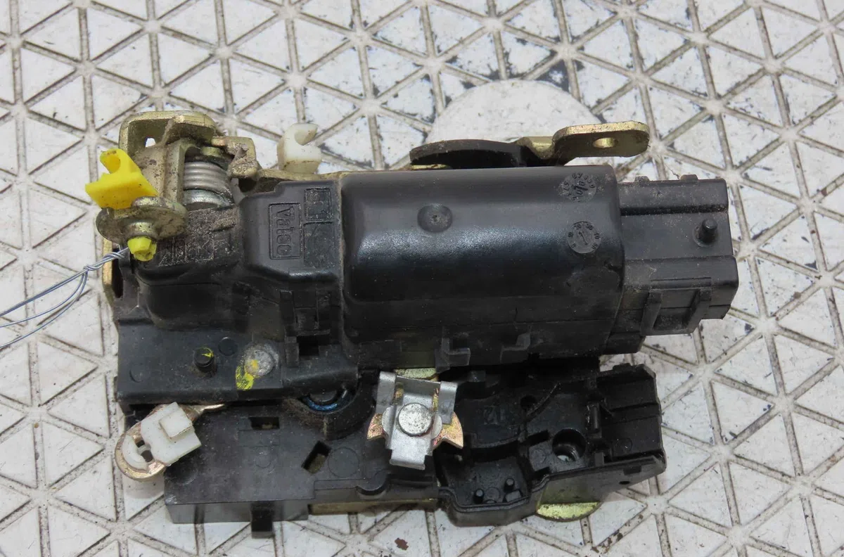 Serrure porte avd RENAULT KANGOO I occasion