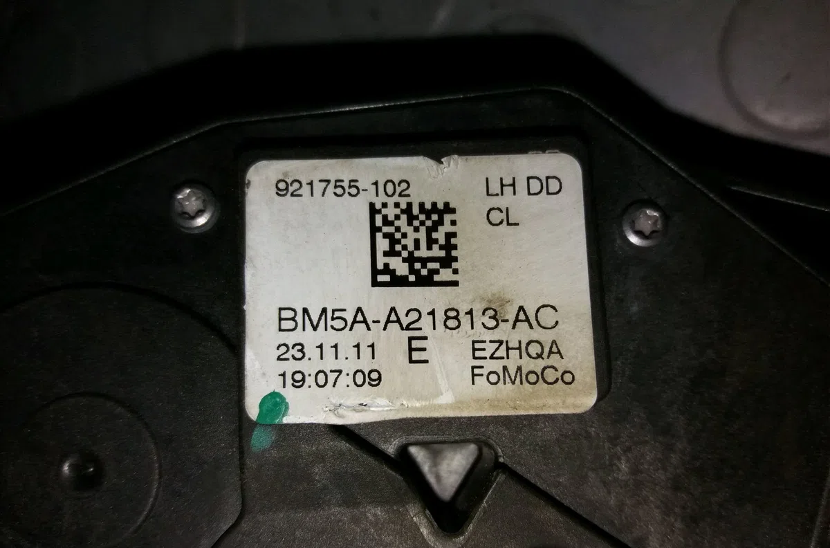 Serrure porte avg Ford FOCUS III 1.6 tdci (2010-2017) occasion