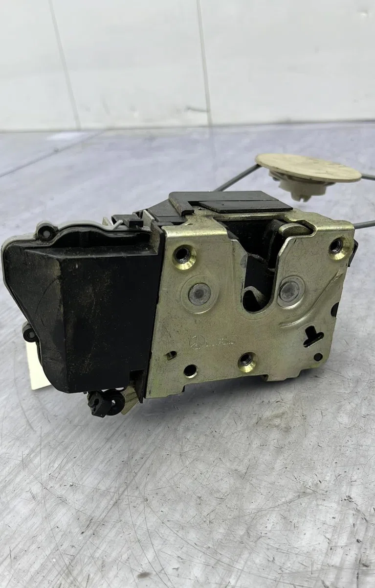 Serrure porte avg PEUGEOT 406 PHASE 1 occasion