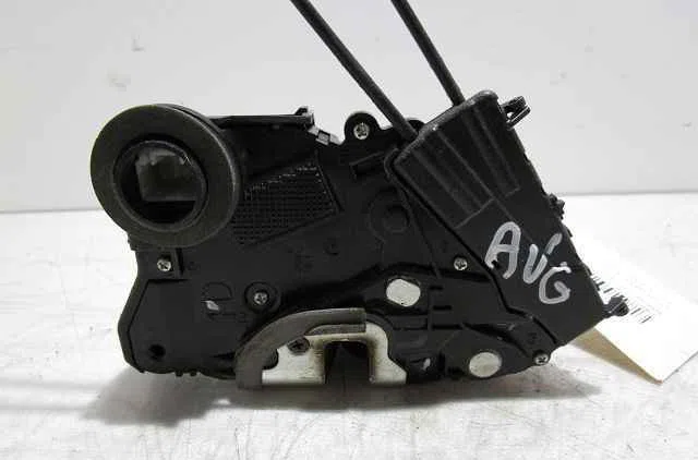 Serrure porte avg TOYOTA YARIS II occasion
