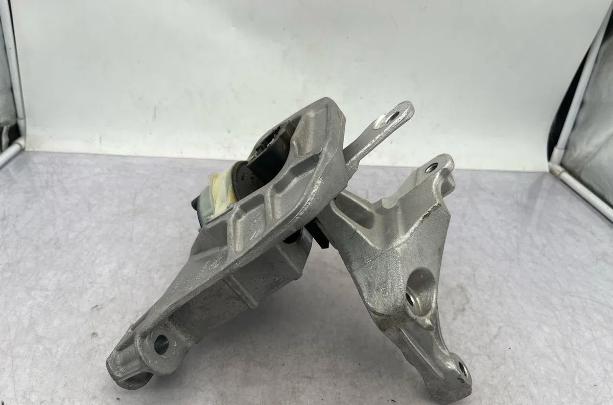 Support moteur PEUGEOT EXPERT 3 PHASE 1 occasion