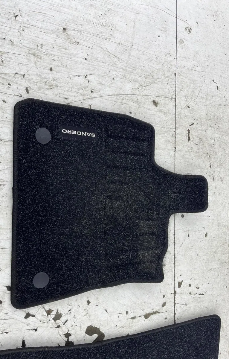 Tapis de sol DACIA SANDERO 3 occasion