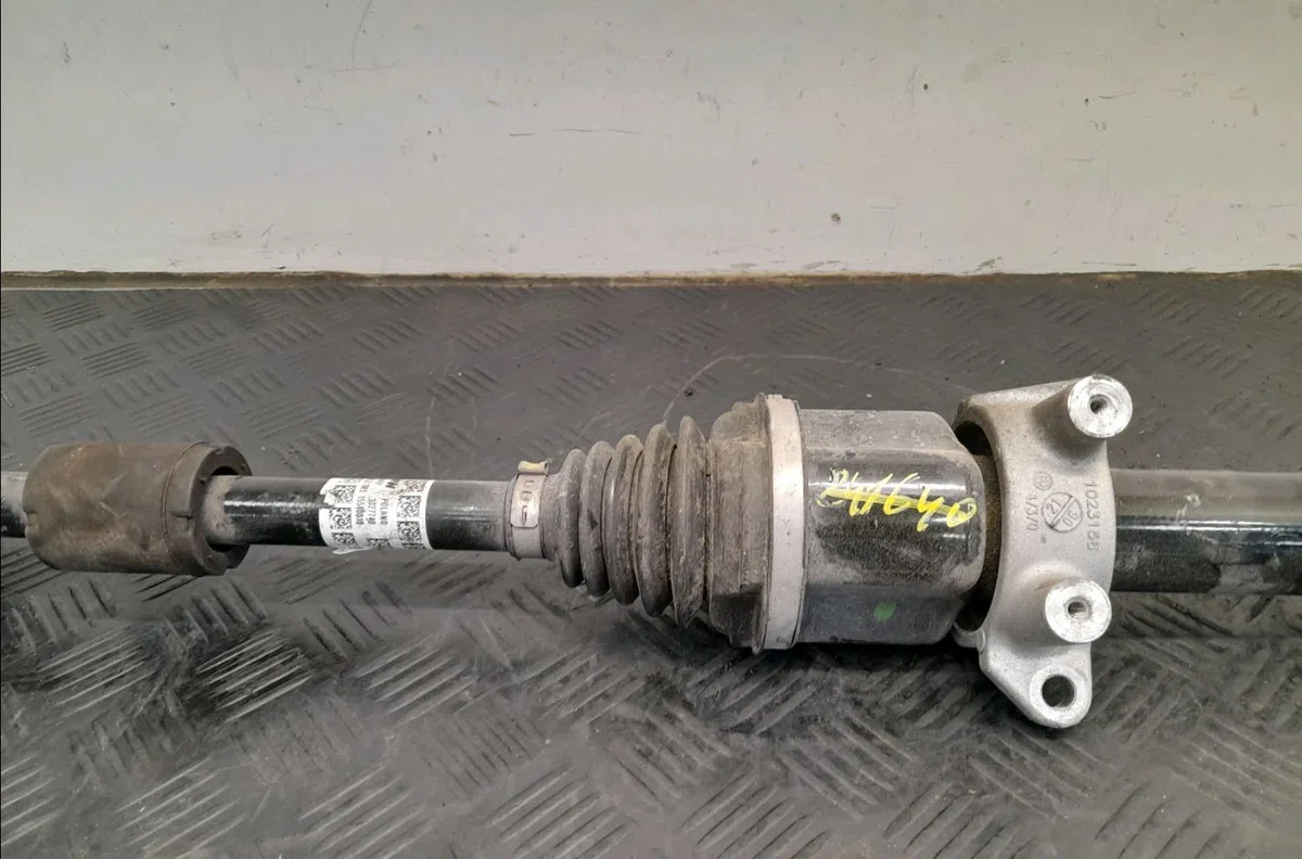 Transmission avant droite Bmw X1 (E84) Sdrive 16 d (2012-2015) occasion