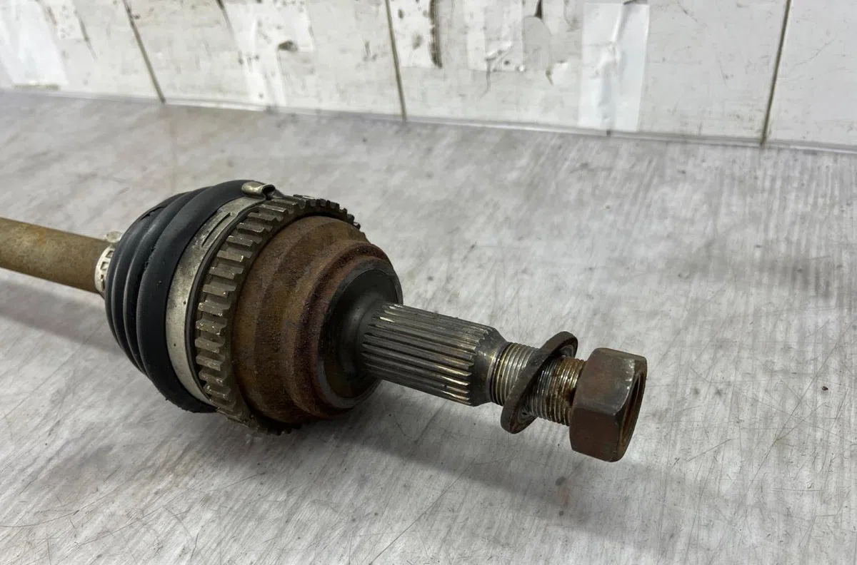 Transmission avant droite CHRYSLER PT CRUISER PHASE 1 BREAK occasion