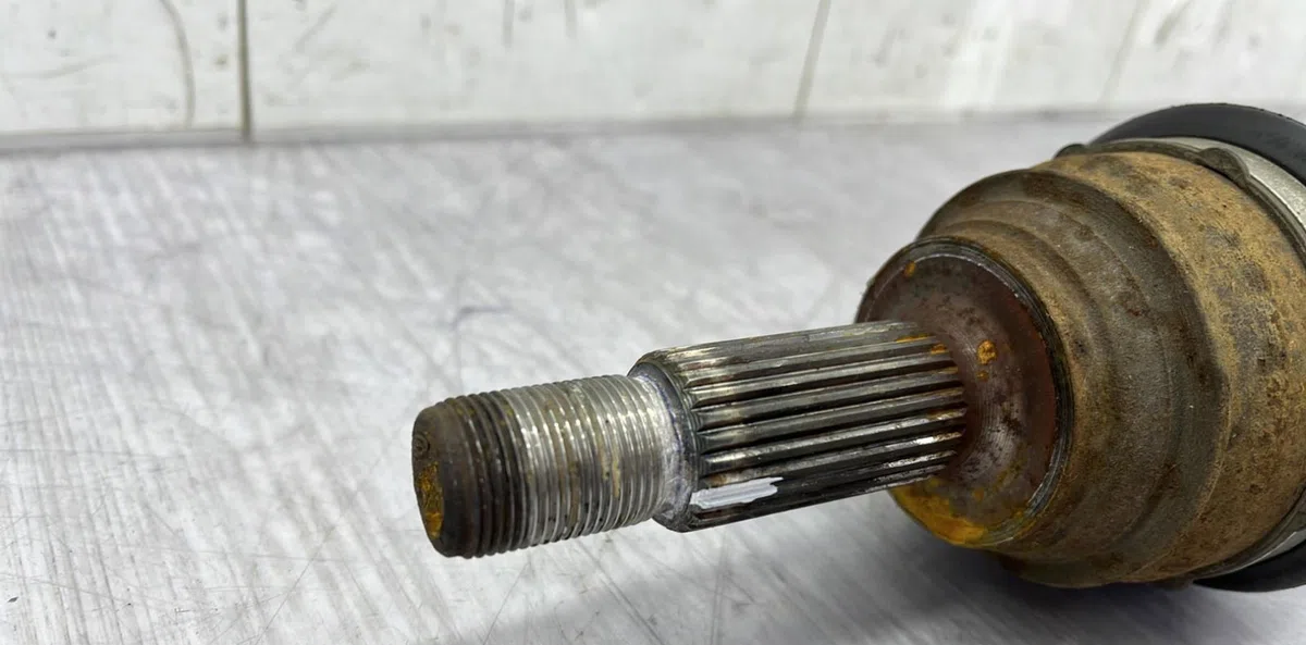 Transmission avant droite FORD FIESTA 6 PHASE 2 occasion