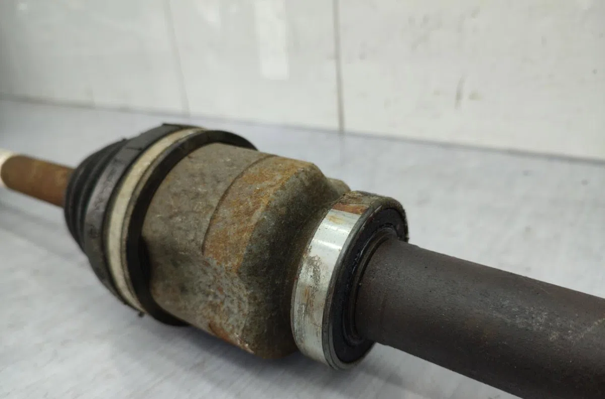 Transmission avant droite RENAULT MEGANE 3 PHASE 1 occasion