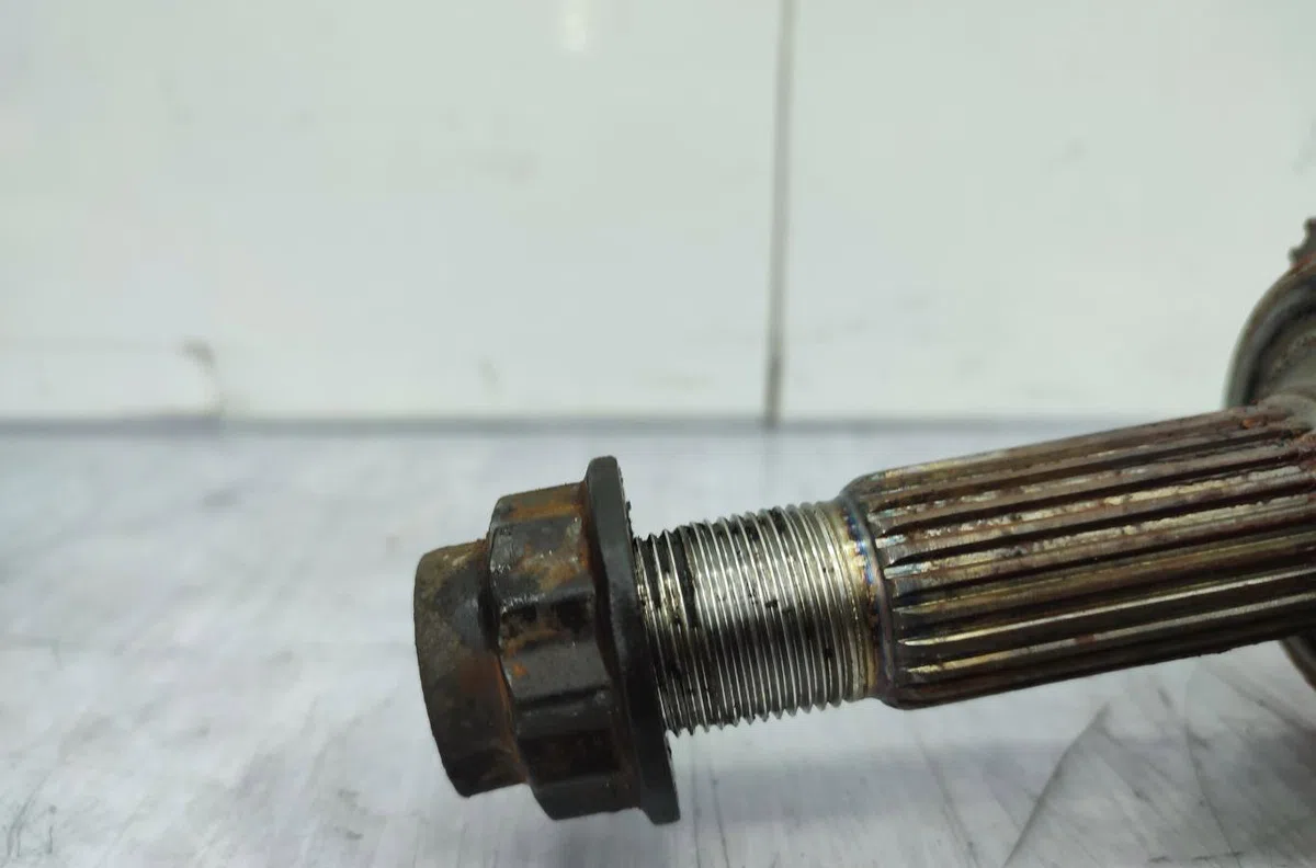 Transmission avant droite TOYOTA YARIS 1 PHASE 2 occasion