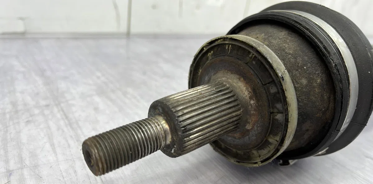 Transmission avant droite VOLKSWAGEN FOX occasion