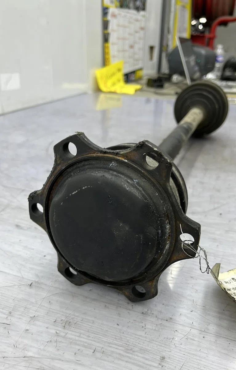 Transmission avant gauche AUDI A6 2 AVANT PHASE 1 BREAK occasion