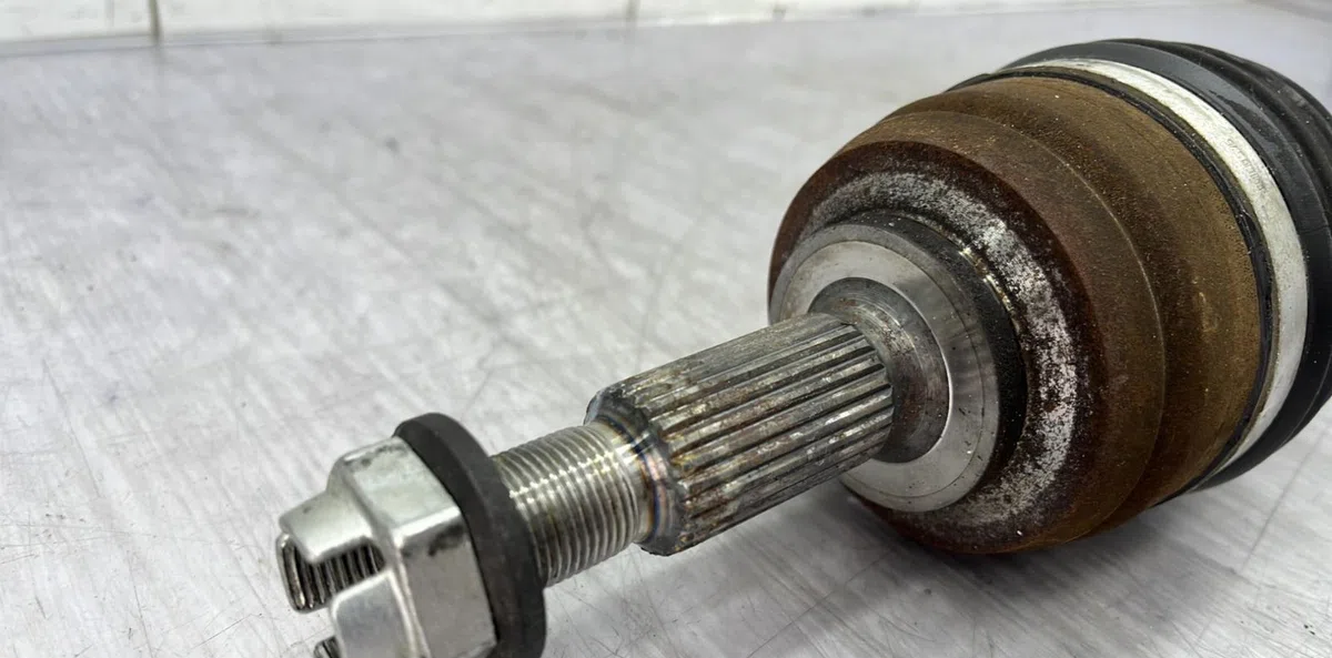 Transmission avant gauche DACIA DUSTER 2 PHASE 2 occasion