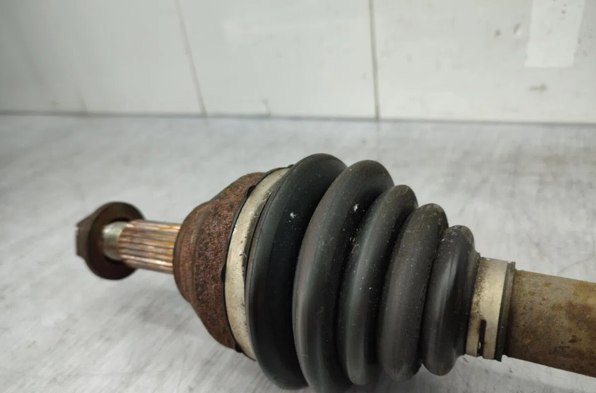 Transmission avant gauche FORD FOCUS 1 BREAK occasion