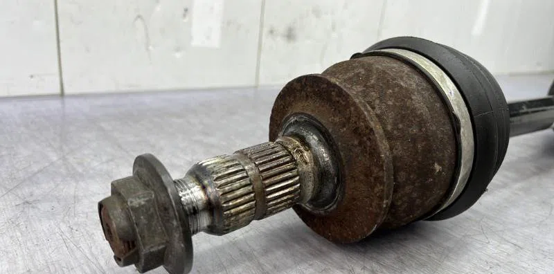 Transmission avant gauche OPEL ASTRA J PHASE 1 occasion