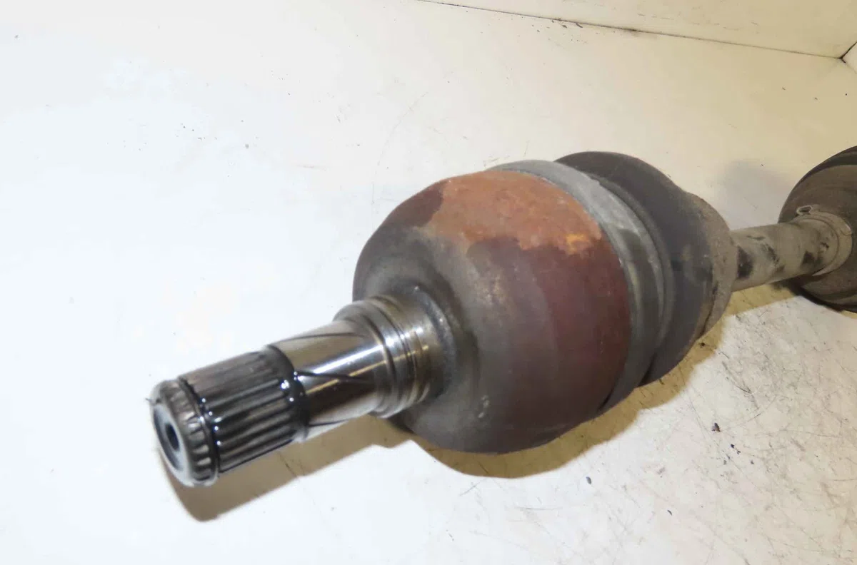 Transmission avant gauche OPEL ZAFIRA II occasion