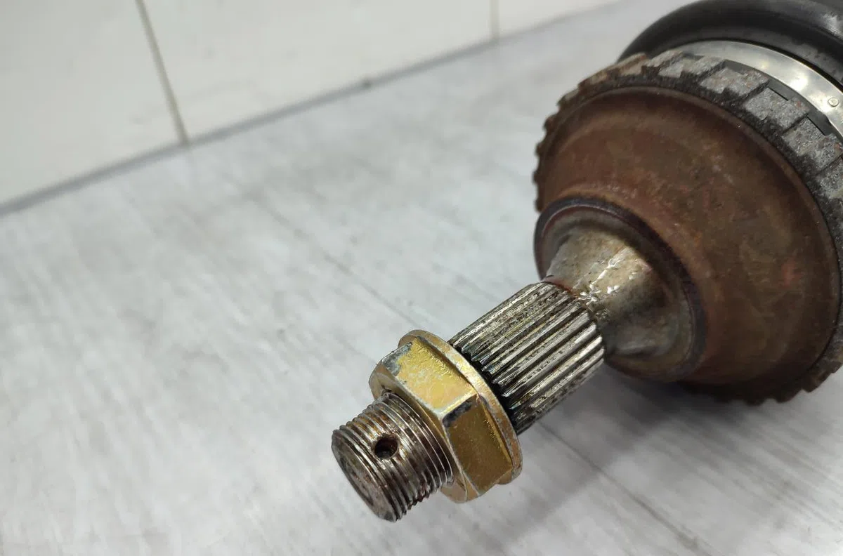 Transmission avant gauche PEUGEOT 406 PHASE 1 occasion