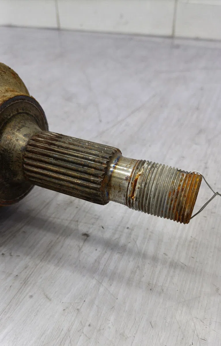 Transmission avant gauche PEUGEOT 407 PHASE 1 occasion