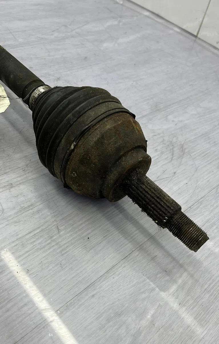 Transmission avant gauche RENAULT LAGUNA 1 PHASE 1 occasion