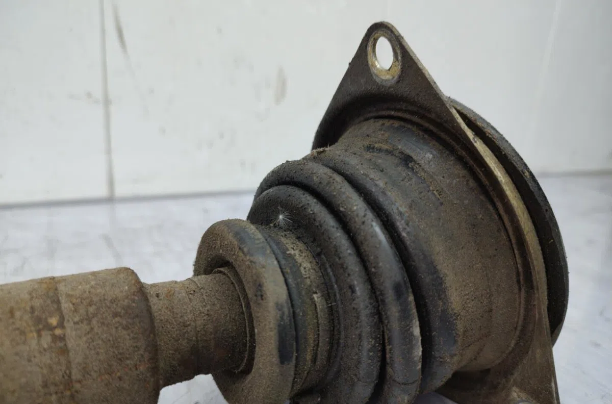 Transmission avant gauche RENAULT LAGUNA 2 PHASE 1 BREAK occasion