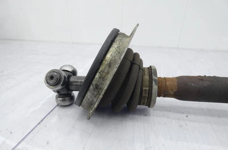 Transmission avant gauche RENAULT MEGANE 1 PHASE 1 occasion