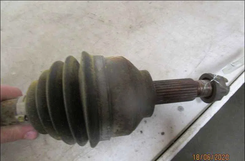 Transmission avant gauche RENAULT TRAFIC II occasion
