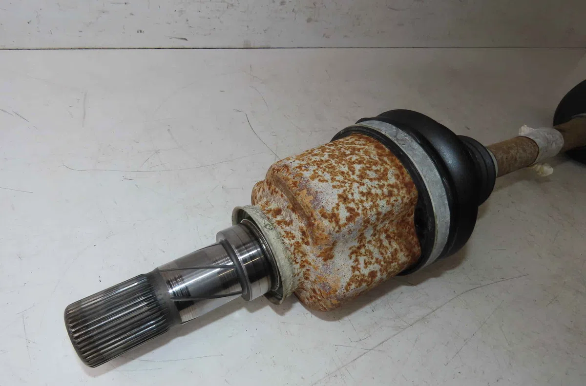 Transmission avant gauche RENAULT TRAFIC III occasion