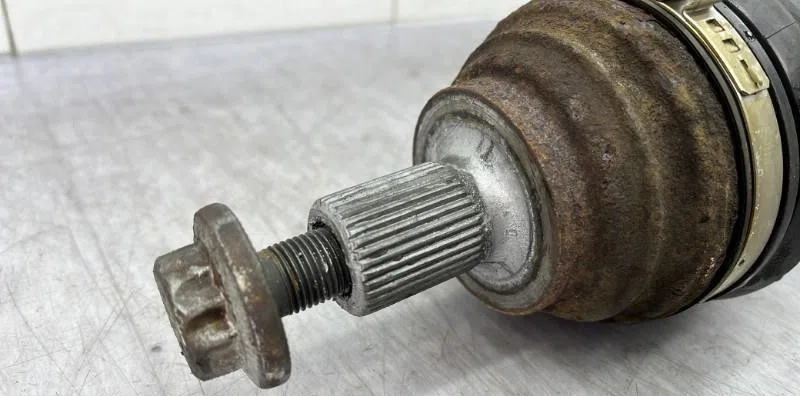 Transmission avant gauche VOLKSWAGEN GOLF PLUS PHASE 1 occasion