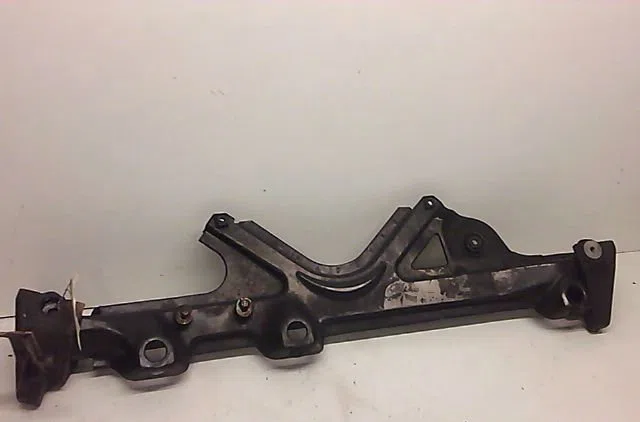 Traverse inférieure armature avant MERCEDES CLASSE A occasion