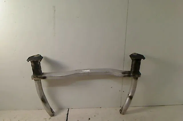 Traverse inférieure armature avant PEUGEOT 407 occasion