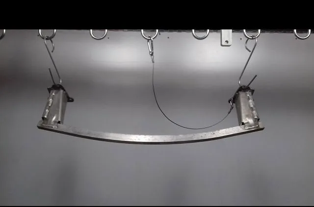 Traverse inférieure armature avant PORSCHE BOXTER occasion