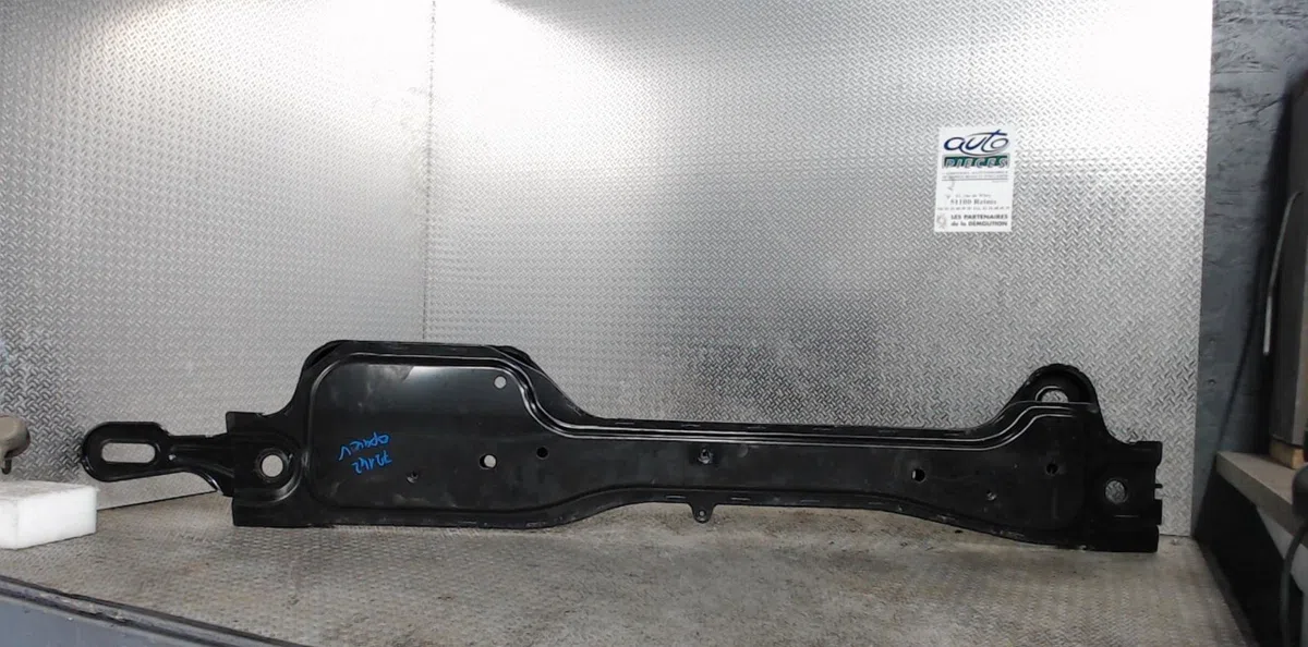 Traverse inférieure armature avant RENAULT ESPACE 5 occasion