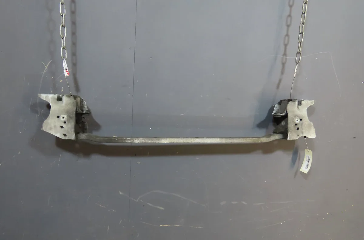 Traverse inférieure armature avant RENAULT LAGUNA 2003 occasion