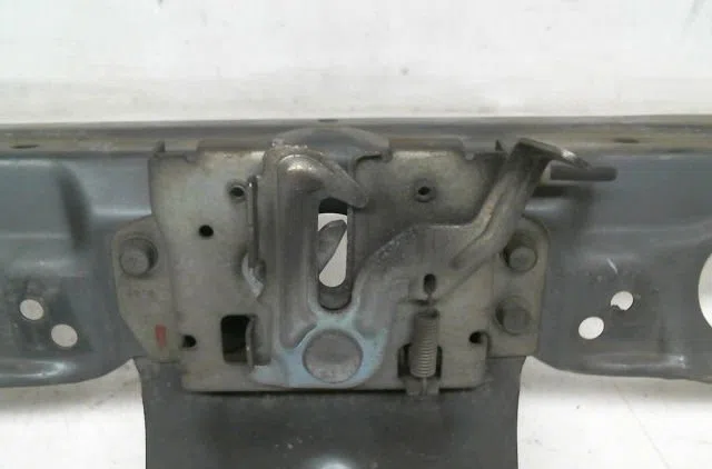 Traverse supérieure armature avant CITROEN C-CROSSER occasion