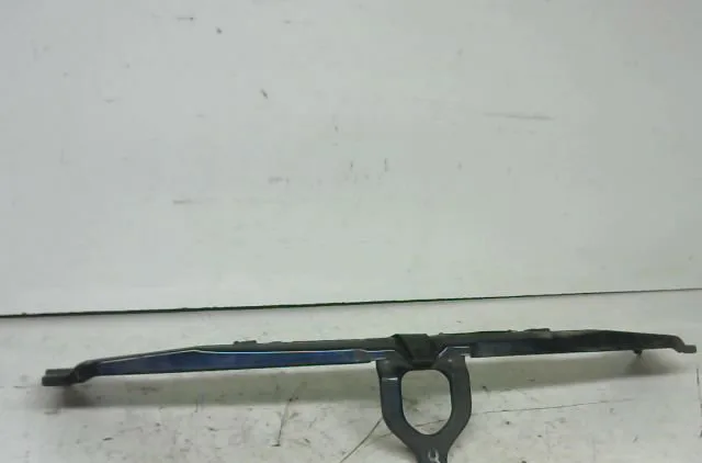 Traverse supérieure armature avant MERCEDES E290 occasion