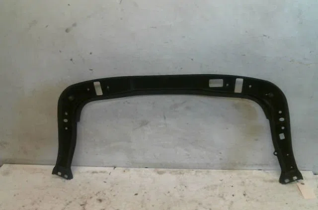 Traverse supérieure armature avant Mini MINI (R56) Cooper (2006-2012) occasion