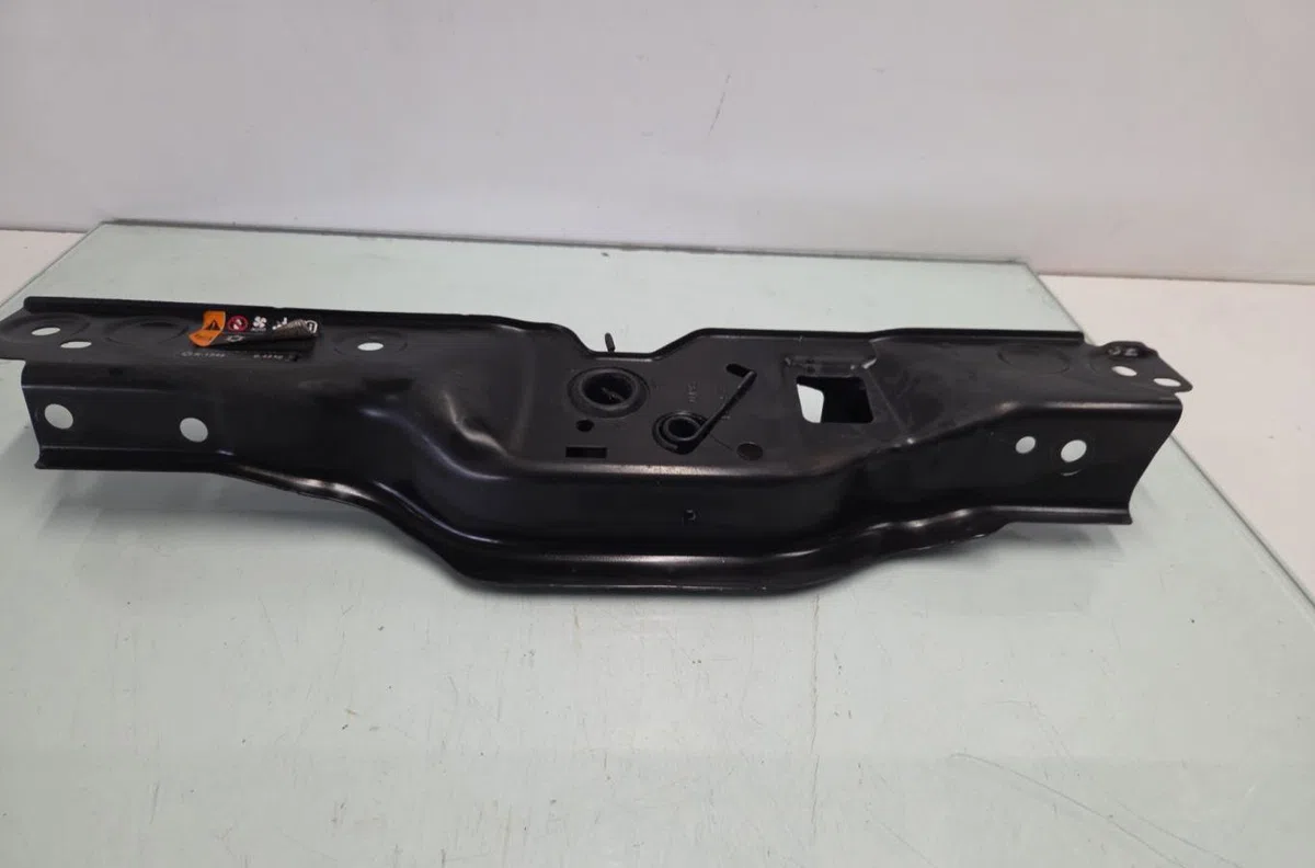 Traverse supérieure armature avant OPEL CORSA E occasion