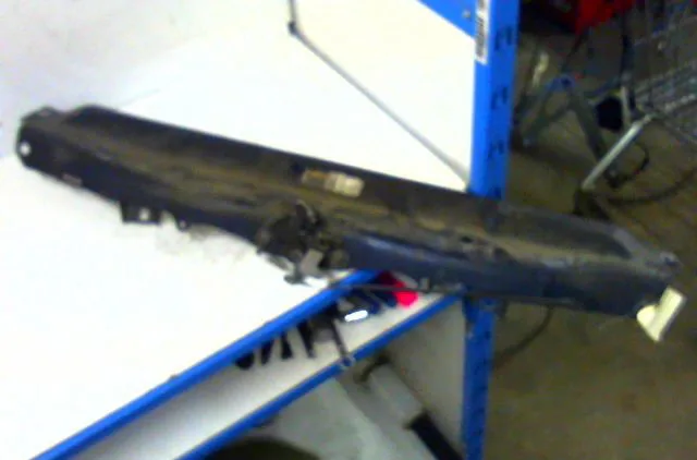 Traverse supérieure armature avant PEUGEOT 406 occasion
