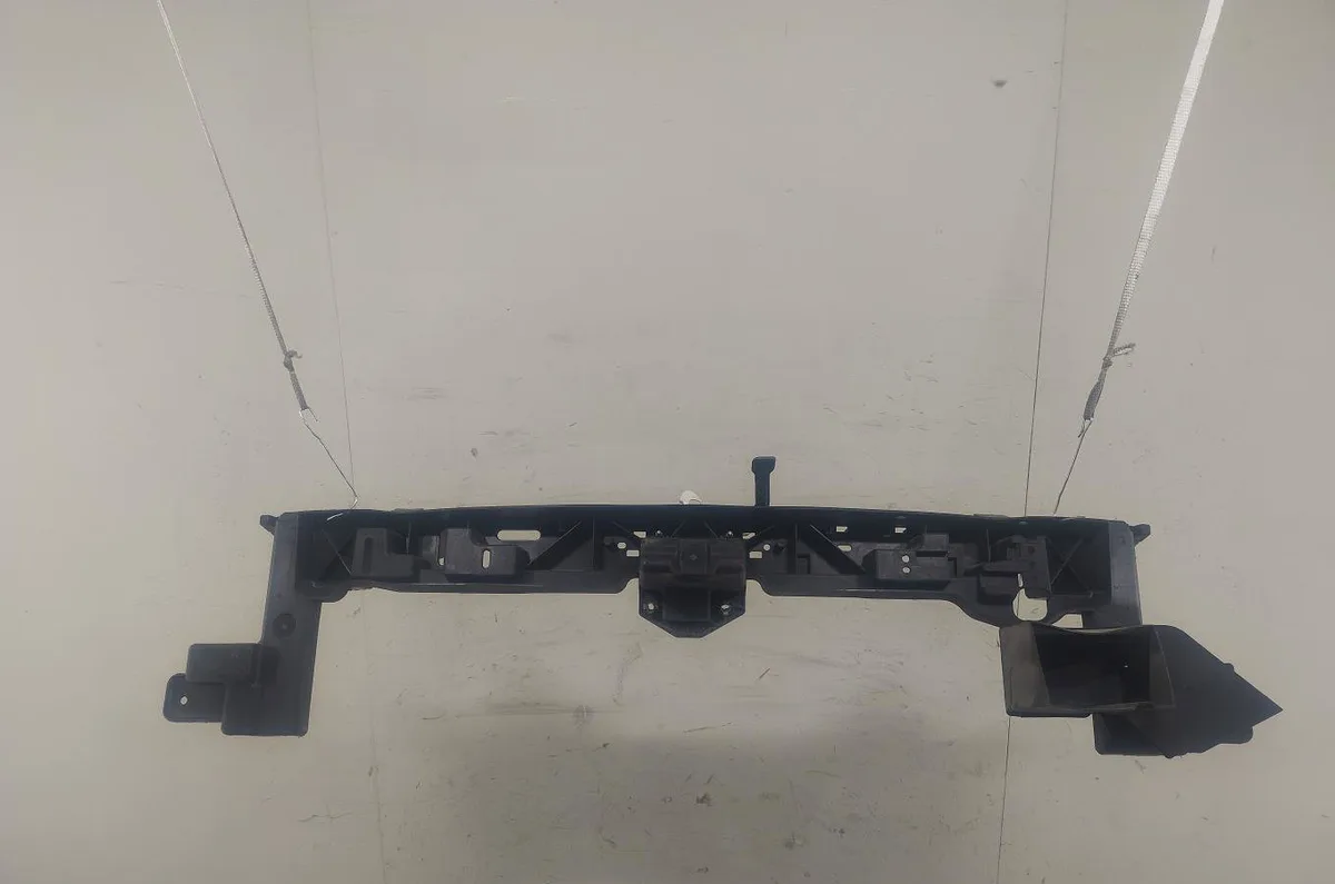 Traverse supérieure armature avant PEUGEOT 5008 1  5008 1 PHASE 1 occasion