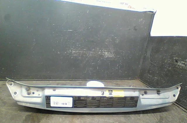 Traverse supérieure armature avant RENAULT SCENIC 2002 occasion